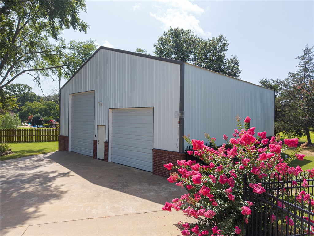 main property photo 49