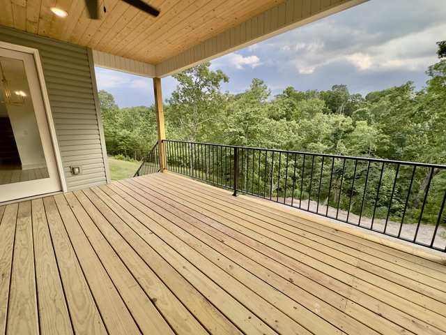 main property photo 28