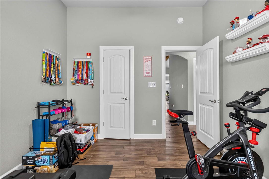 main property photo 14