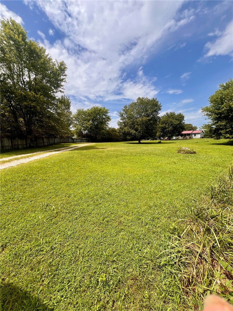 main property photo 12