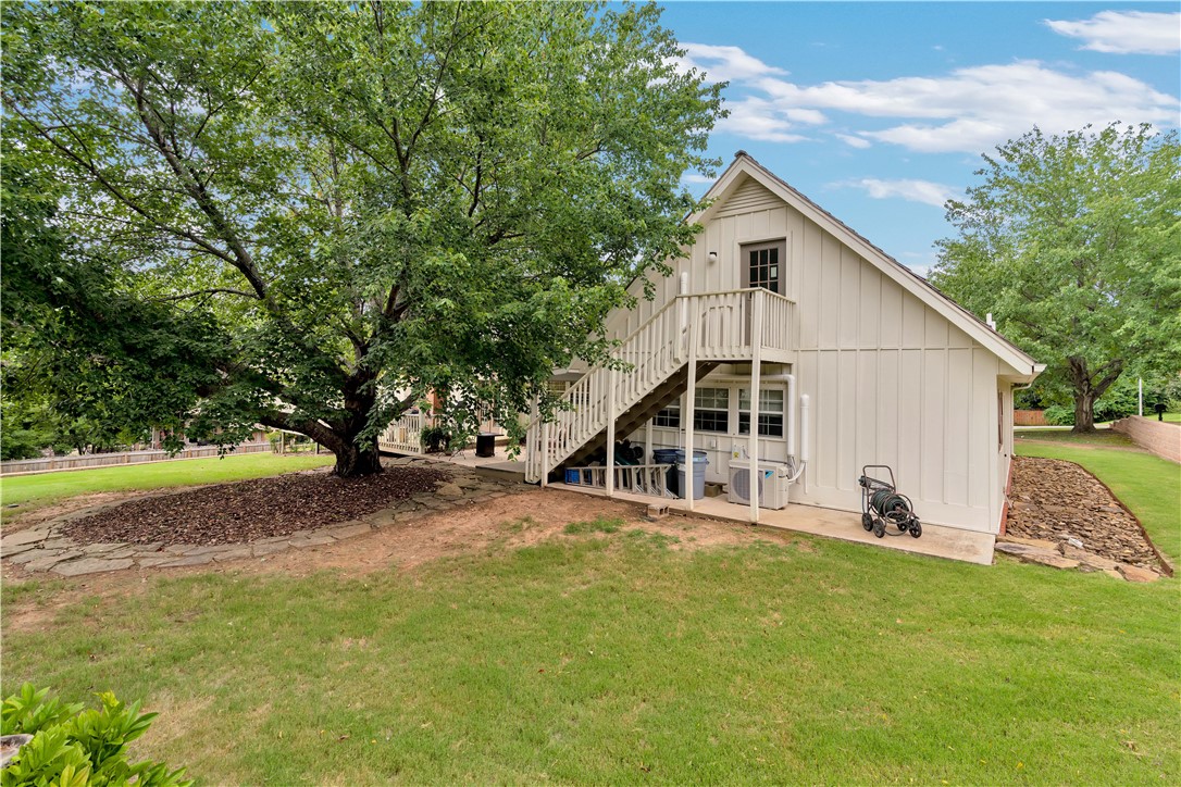 main property photo 24