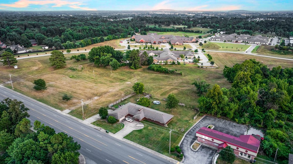 main property photo 6