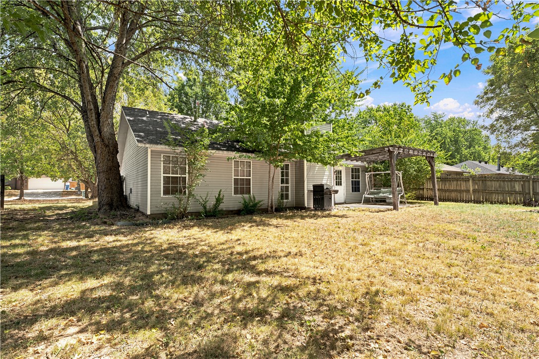 main property photo 5