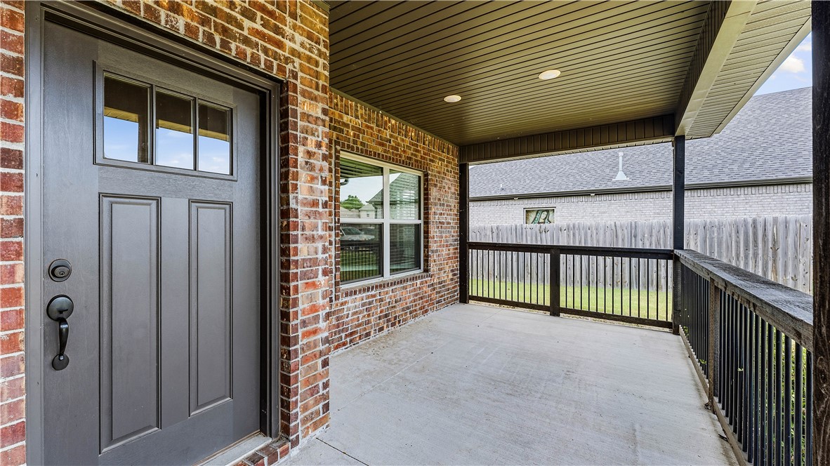 main property photo 10
