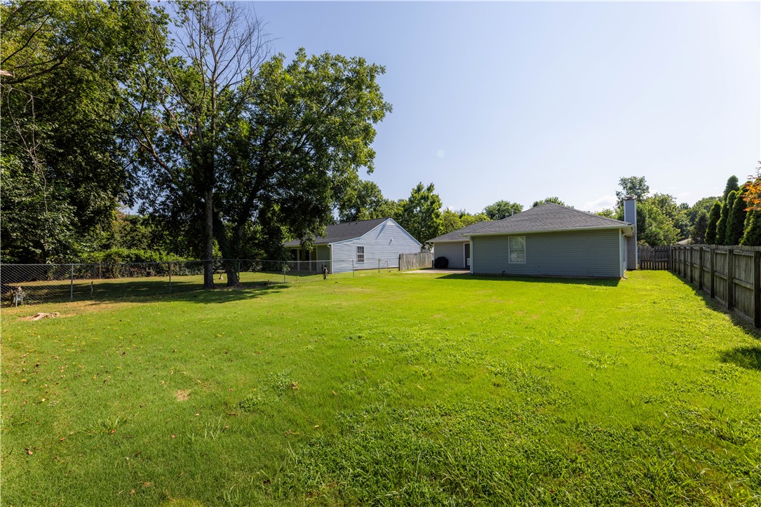 main property photo 41
