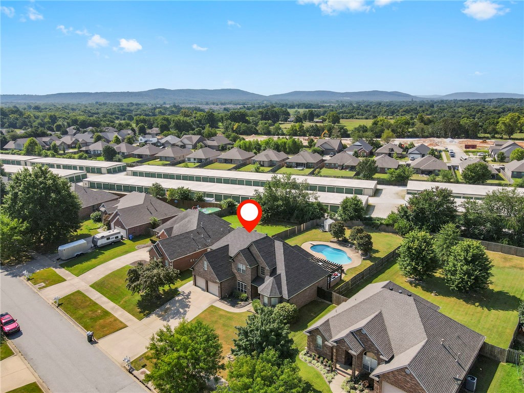 main property photo 40