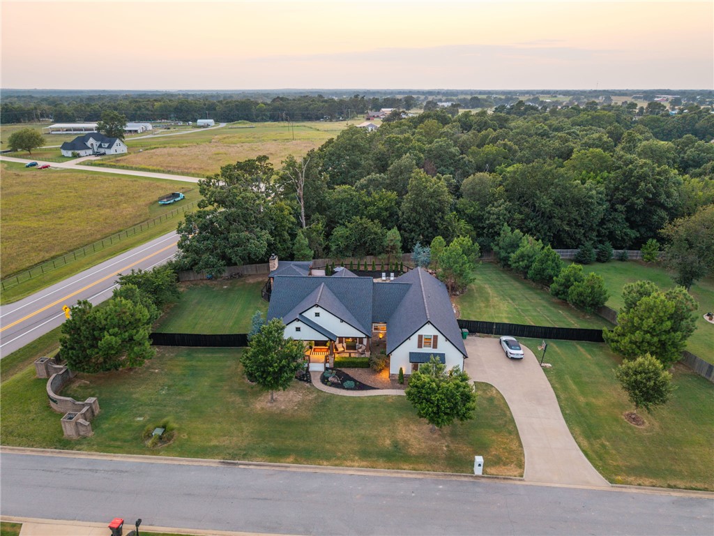 main property photo 6