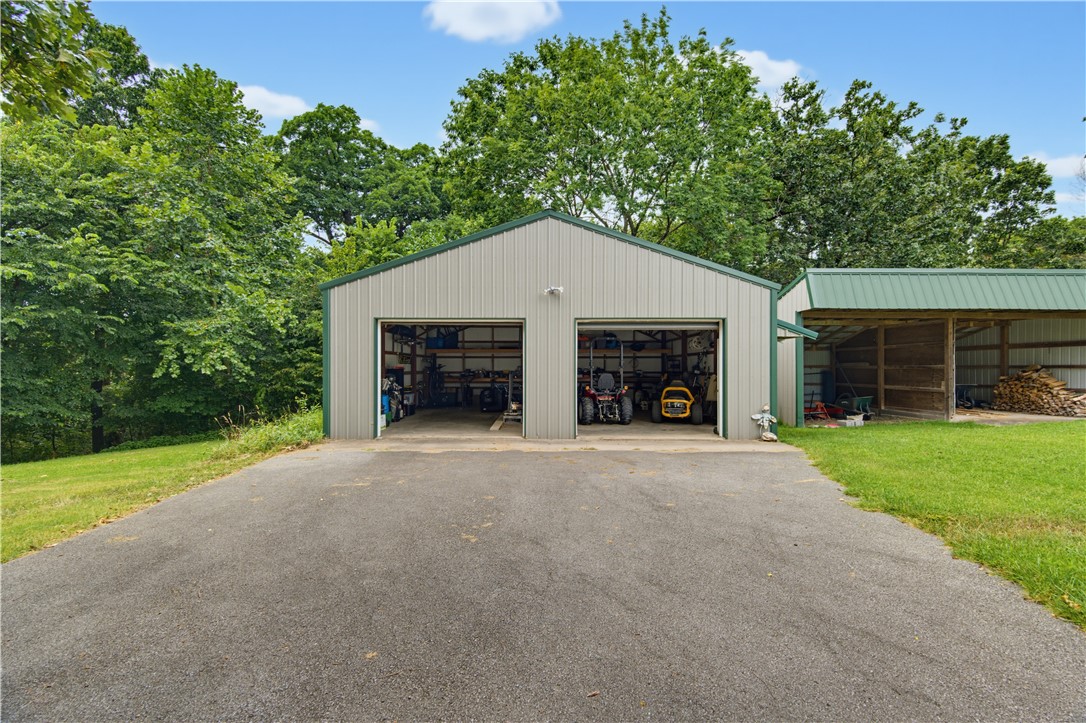 main property photo 27