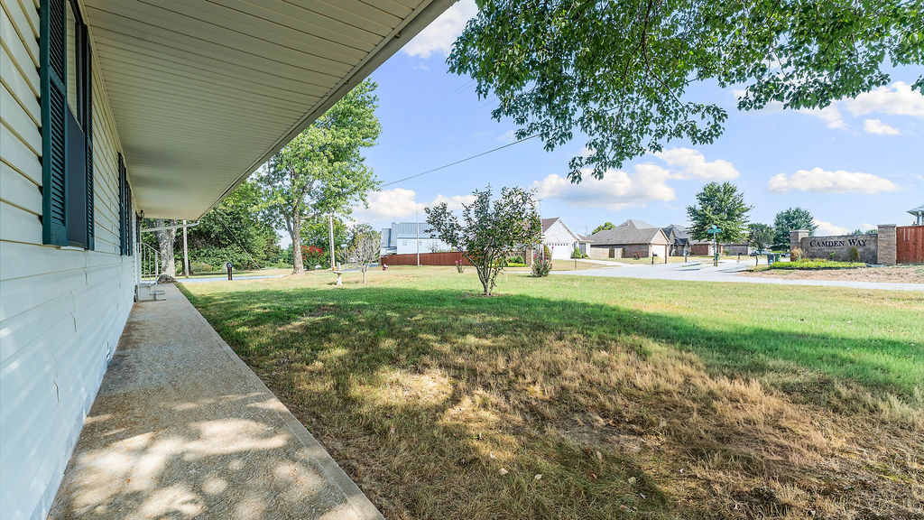 main property photo 33