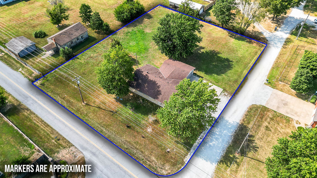 main property photo 8