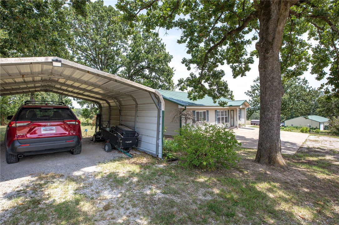 main property photo 14