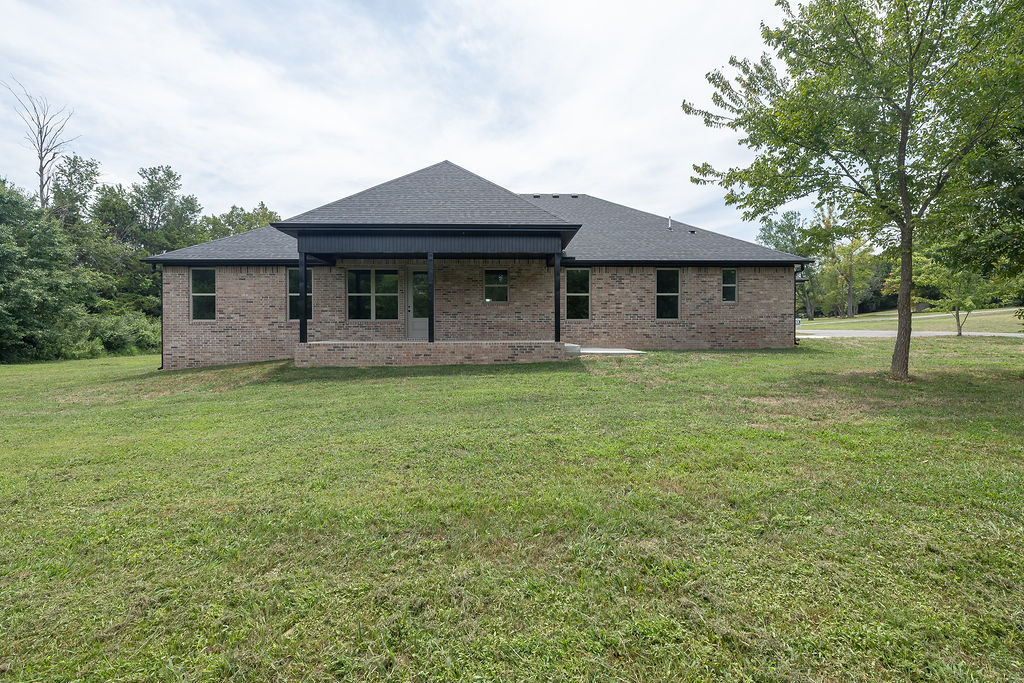 main property photo 45