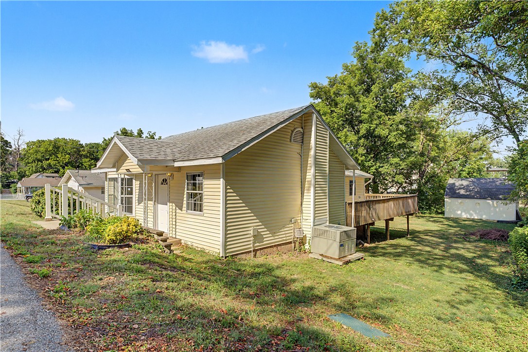 main property photo 18