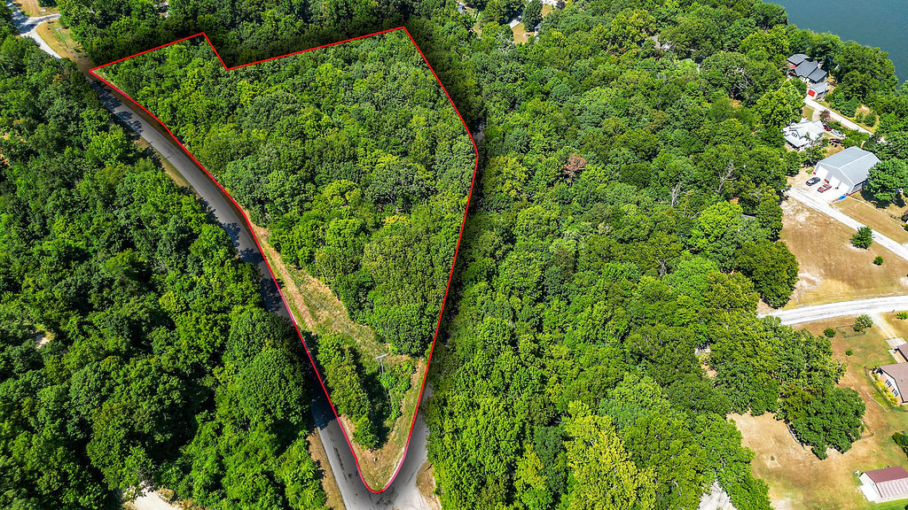 main property photo 13