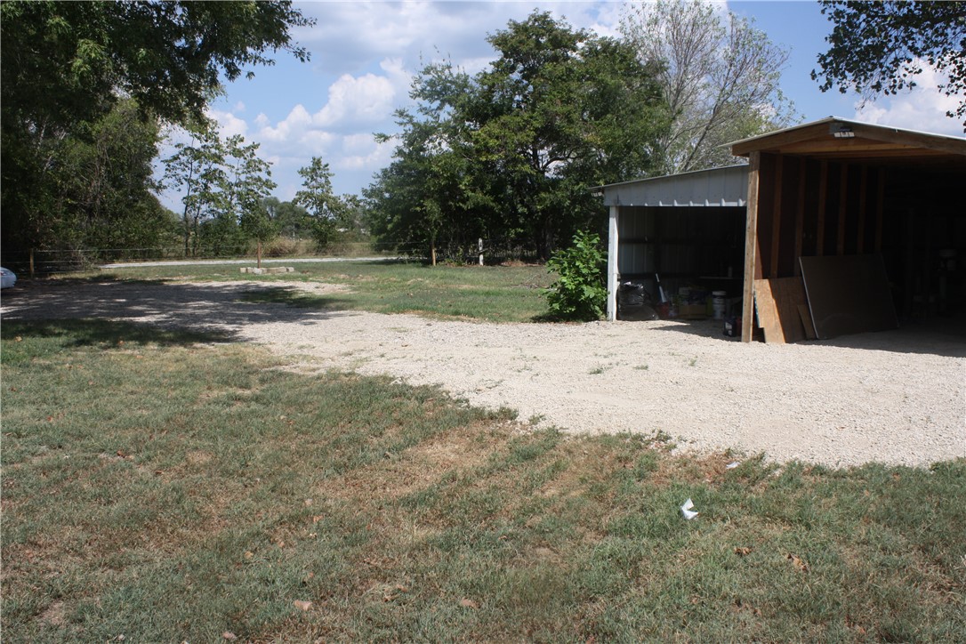 main property photo 39