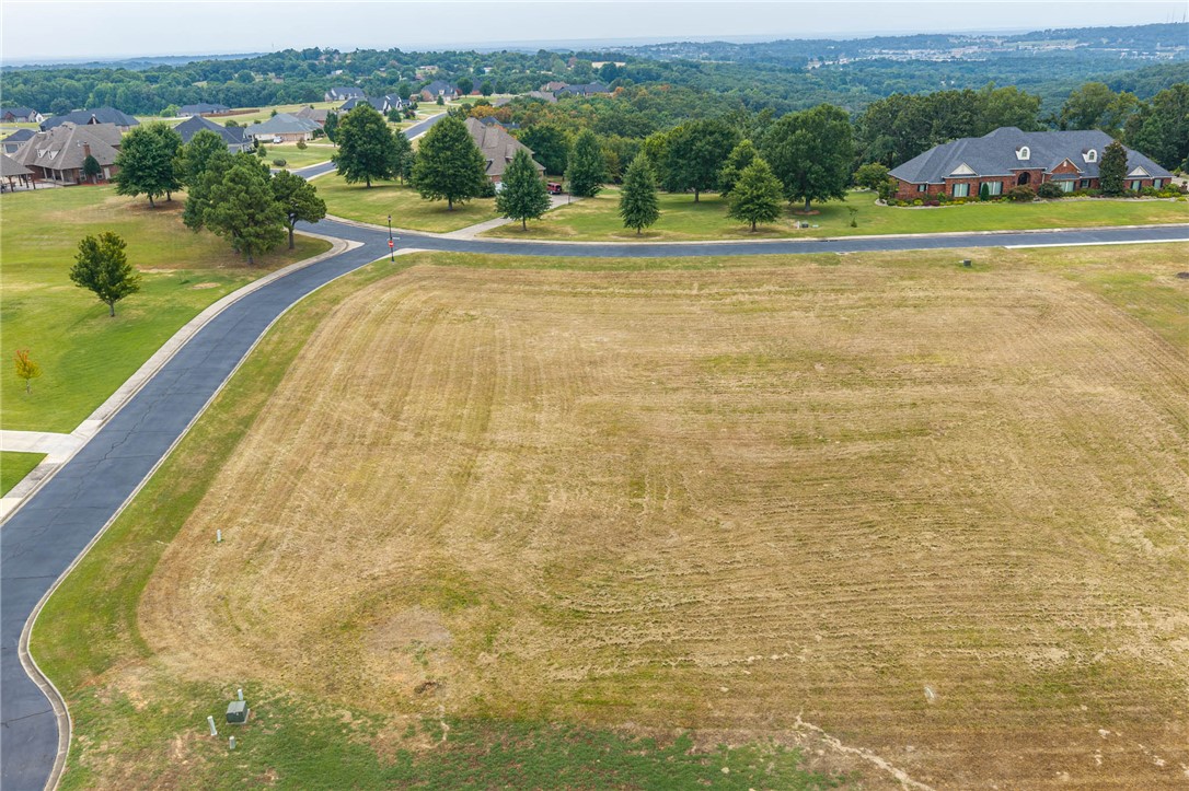main property photo 15