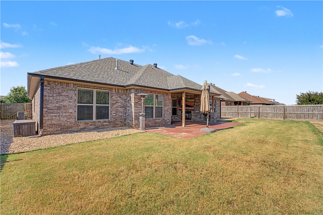 main property photo 13