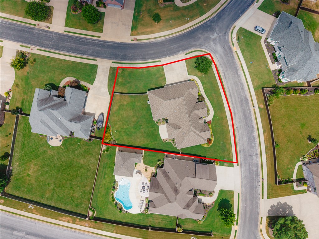 main property photo 38