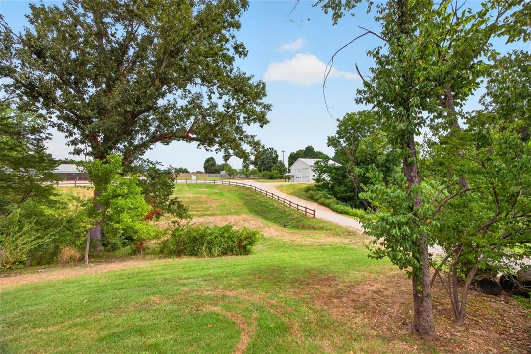 main property photo 21