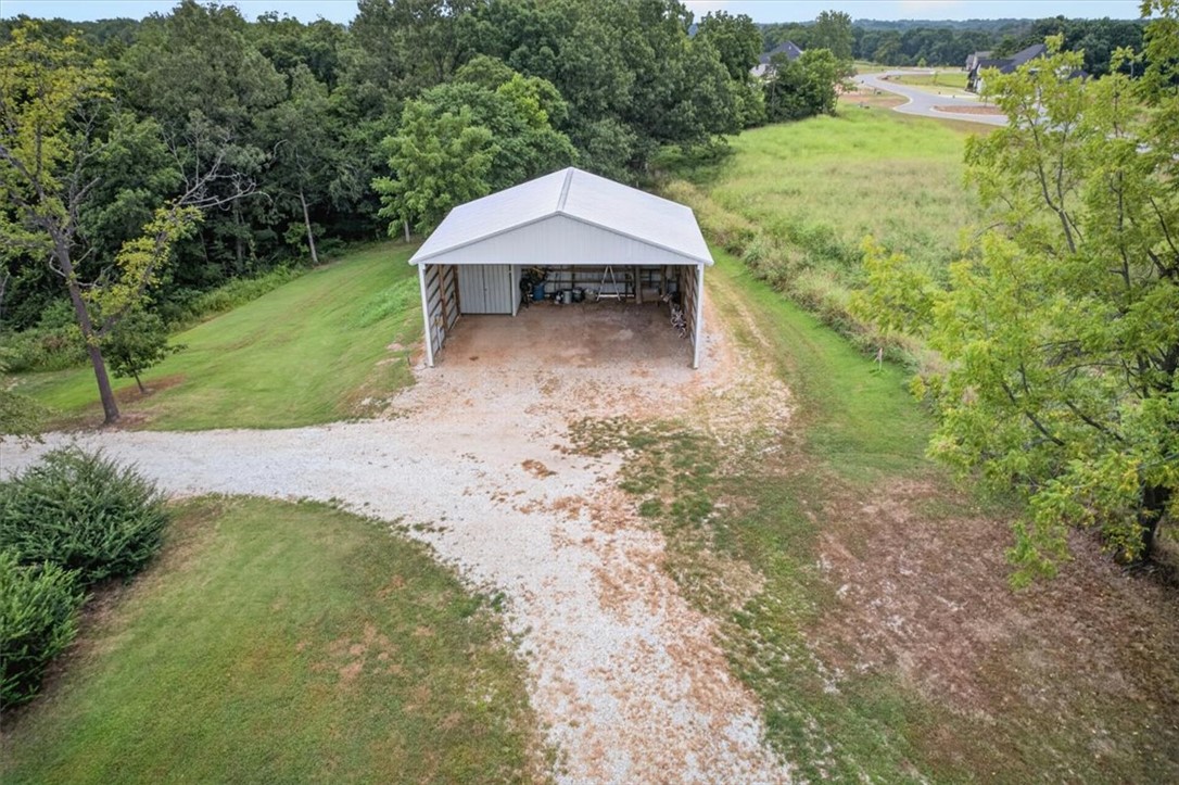 main property photo 6
