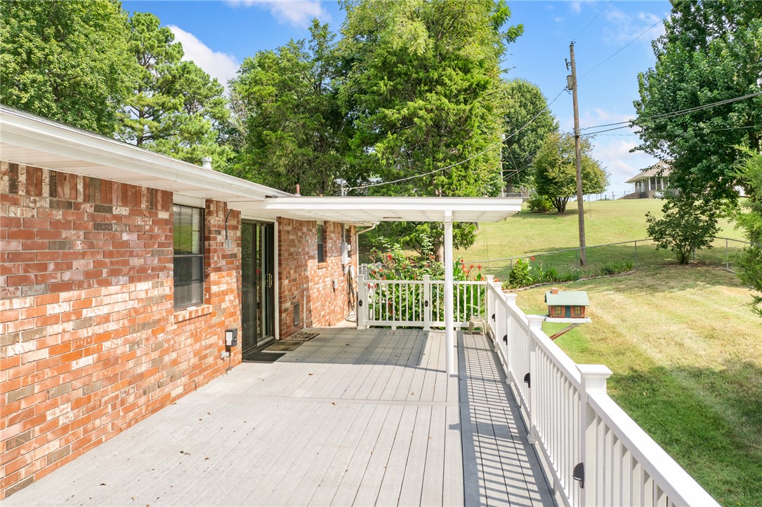 main property photo 30