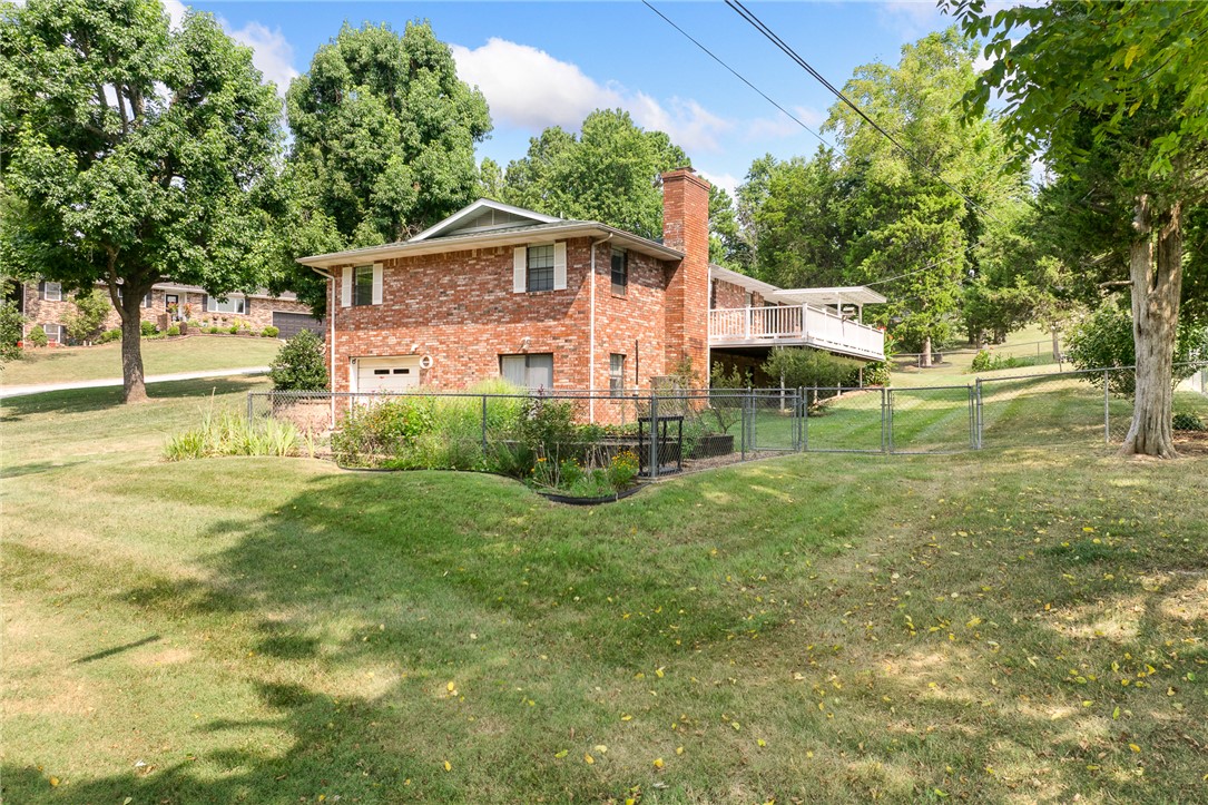 main property photo 33