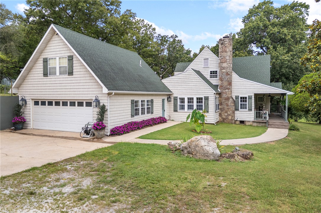 main property photo 19