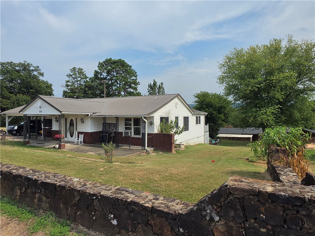 main property photo 3