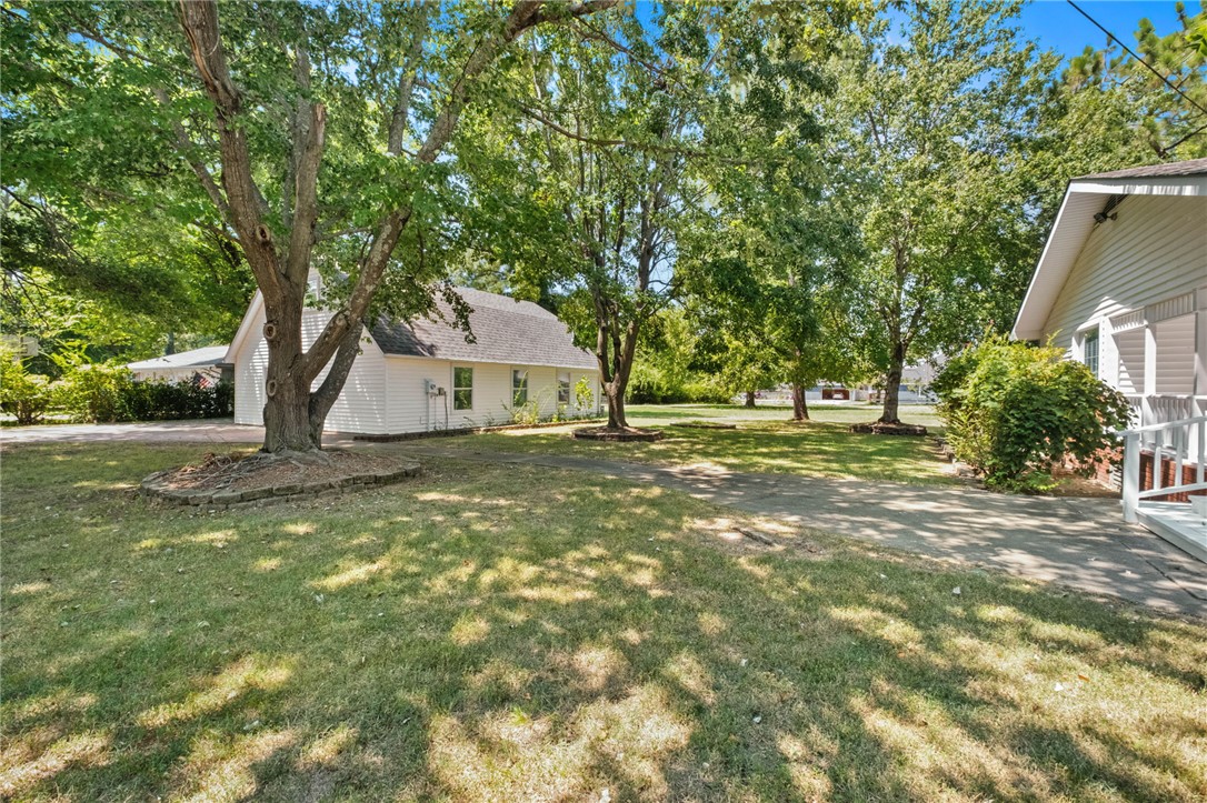 main property photo 29
