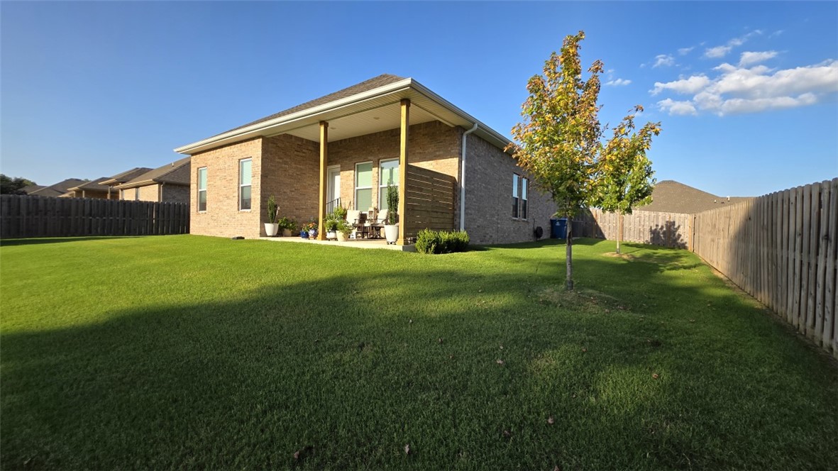 main property photo 30