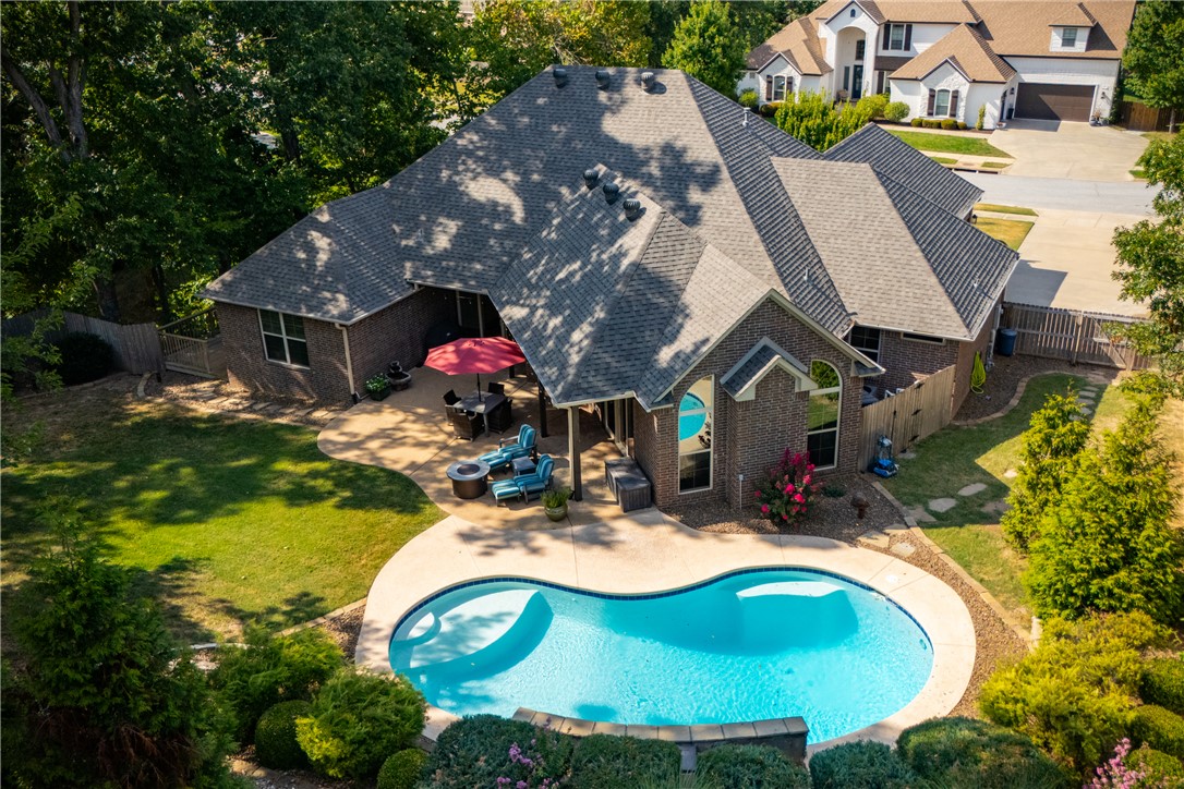 main property photo 19