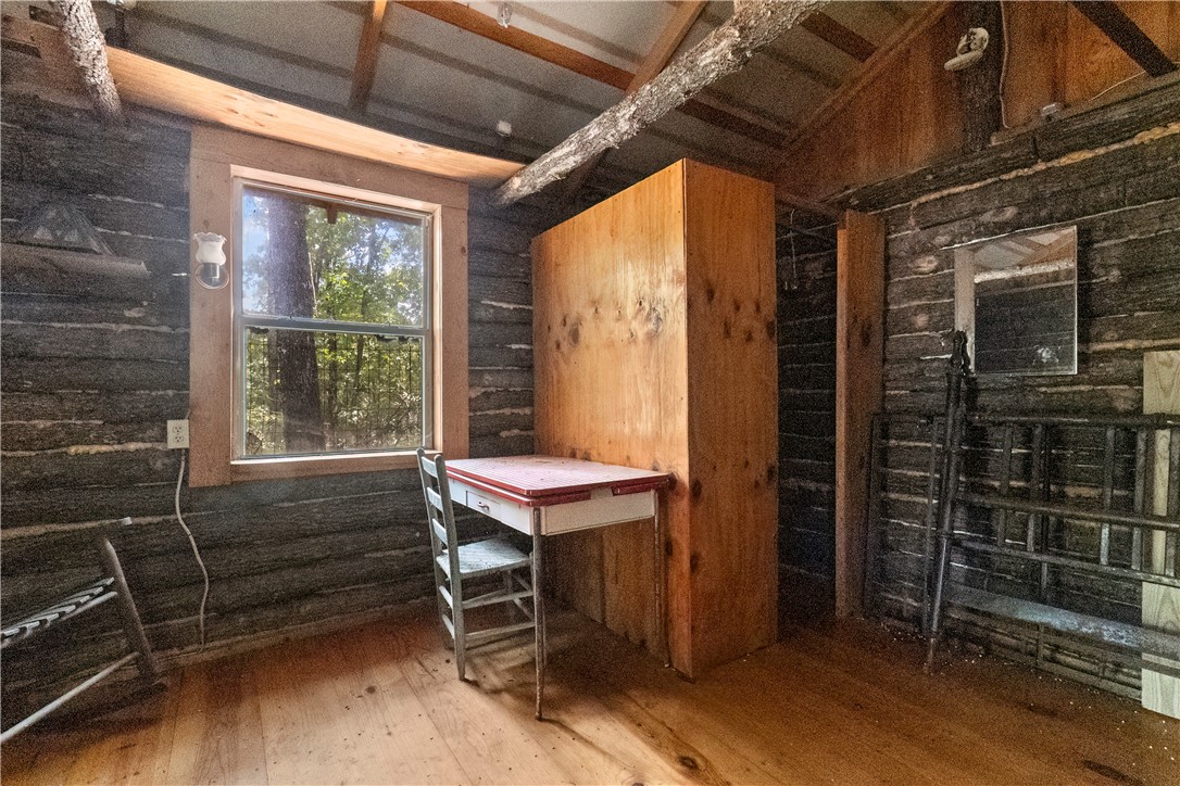 main property photo 50