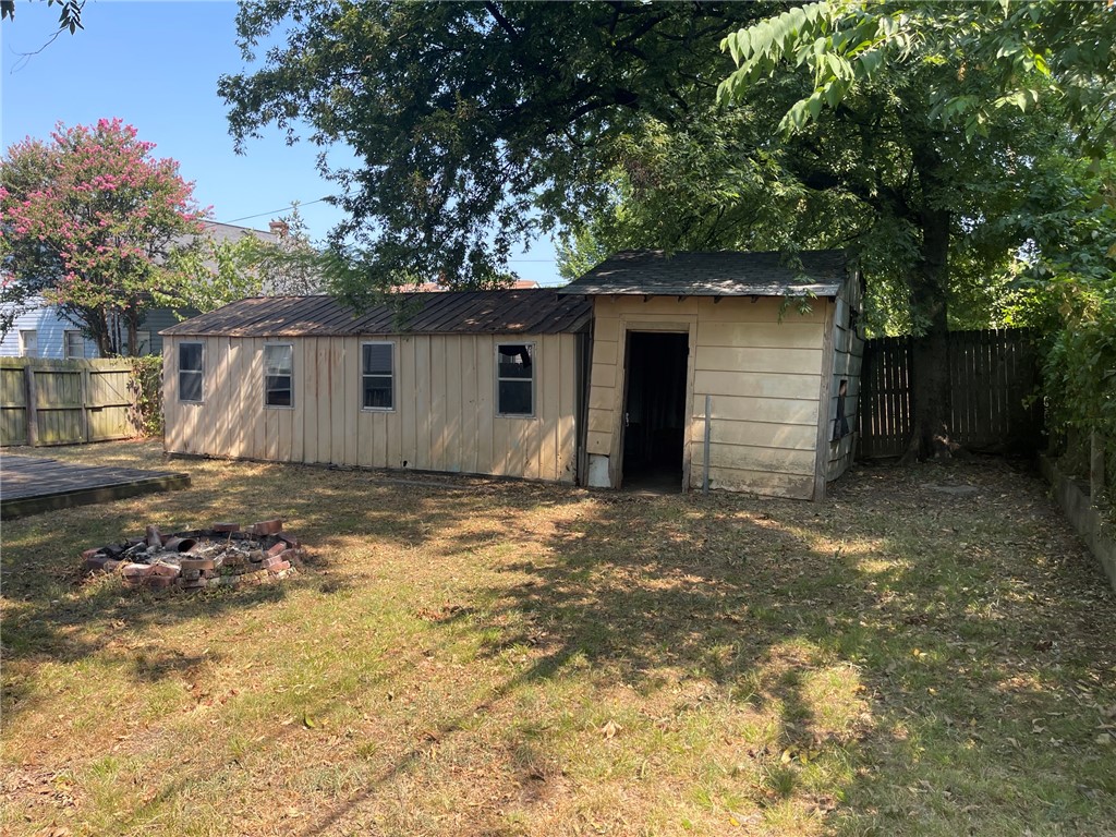 main property photo 18