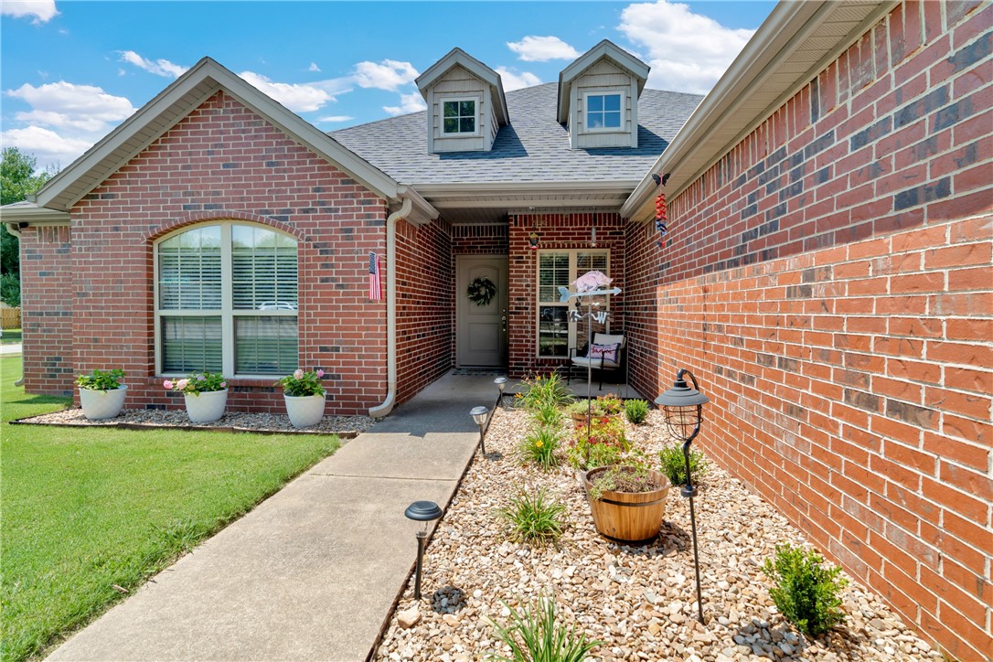 main property photo 2
