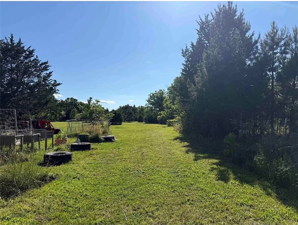 main property photo 20