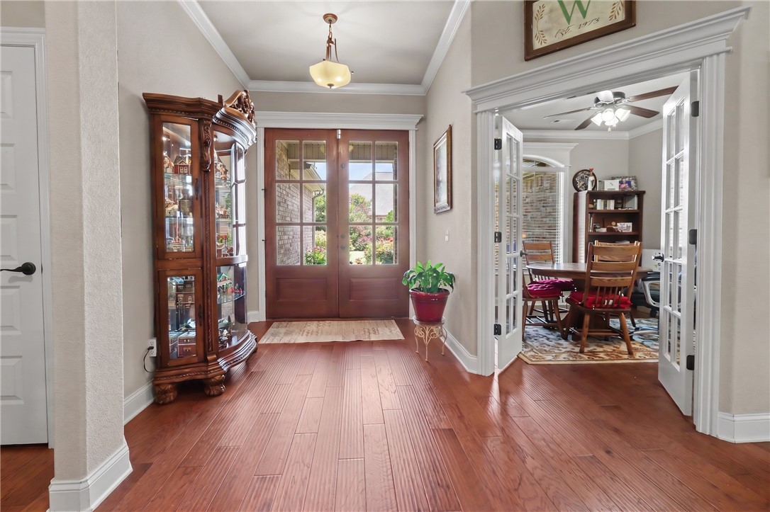 main property photo 6