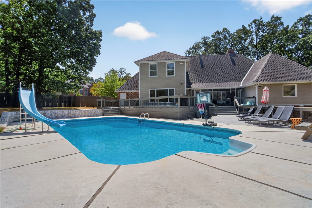 main property photo 34