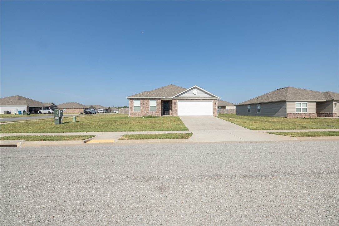 main property photo 44