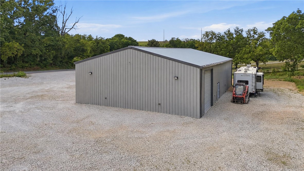 main property photo 29