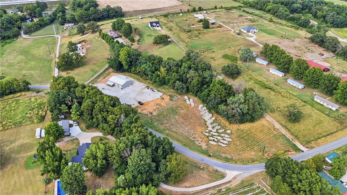 main property photo 33
