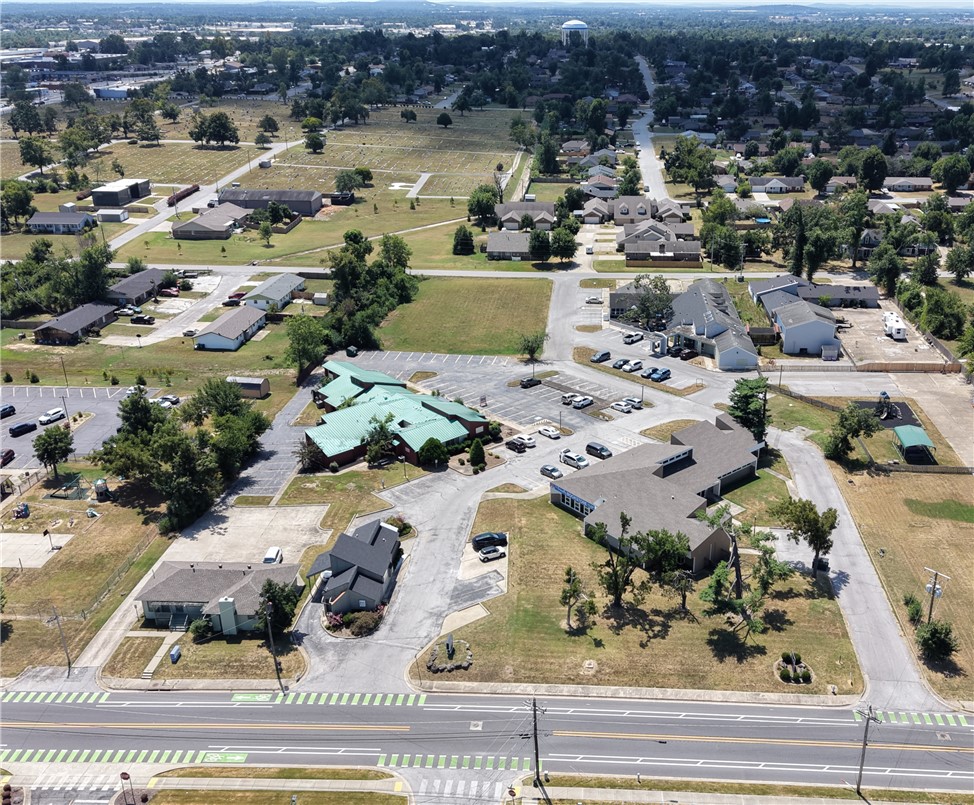 main property photo 17