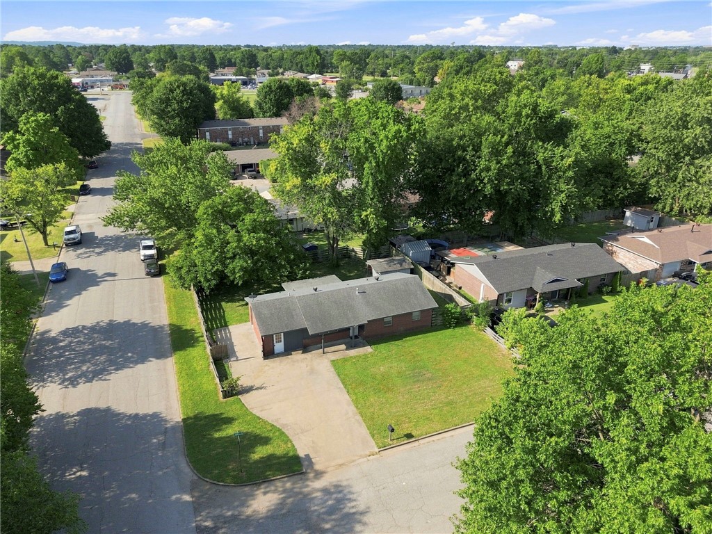 main property photo 40