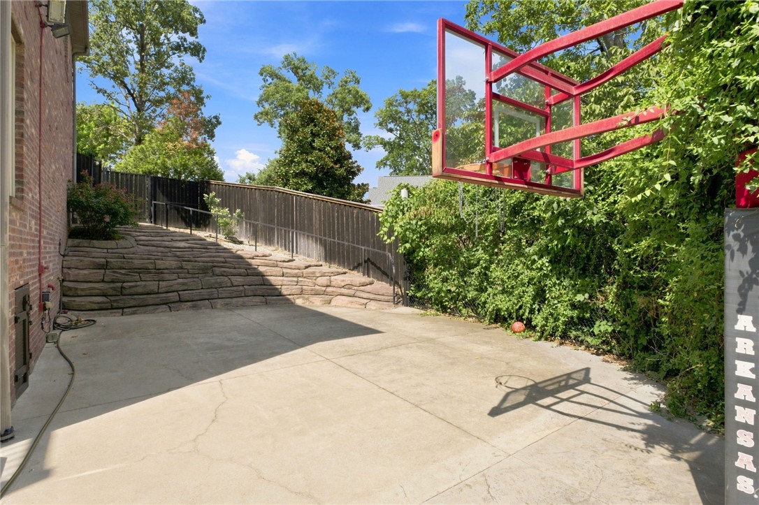 main property photo 42