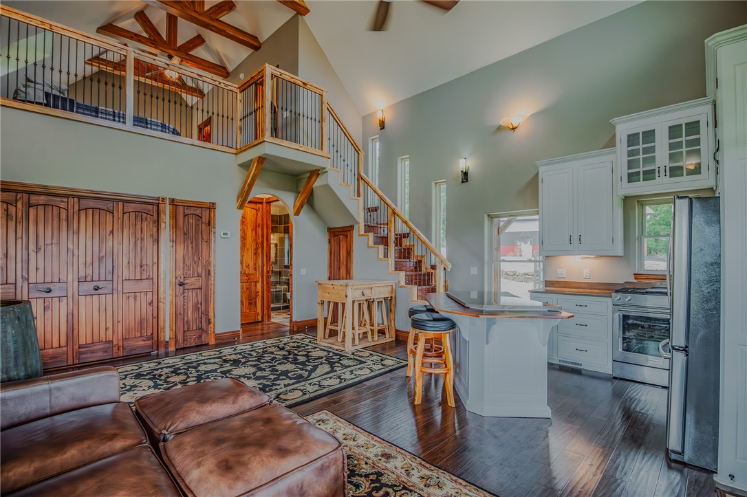 main property photo 44