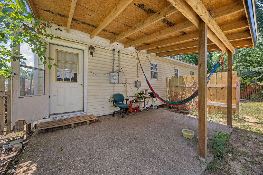 main property photo 21