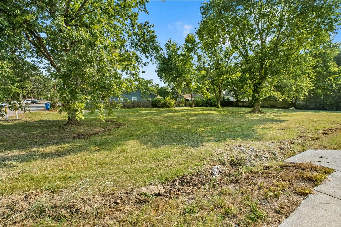 main property photo 5
