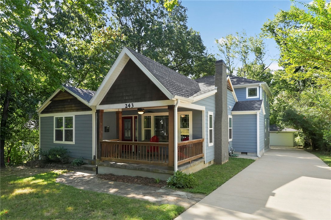 main property photo 23