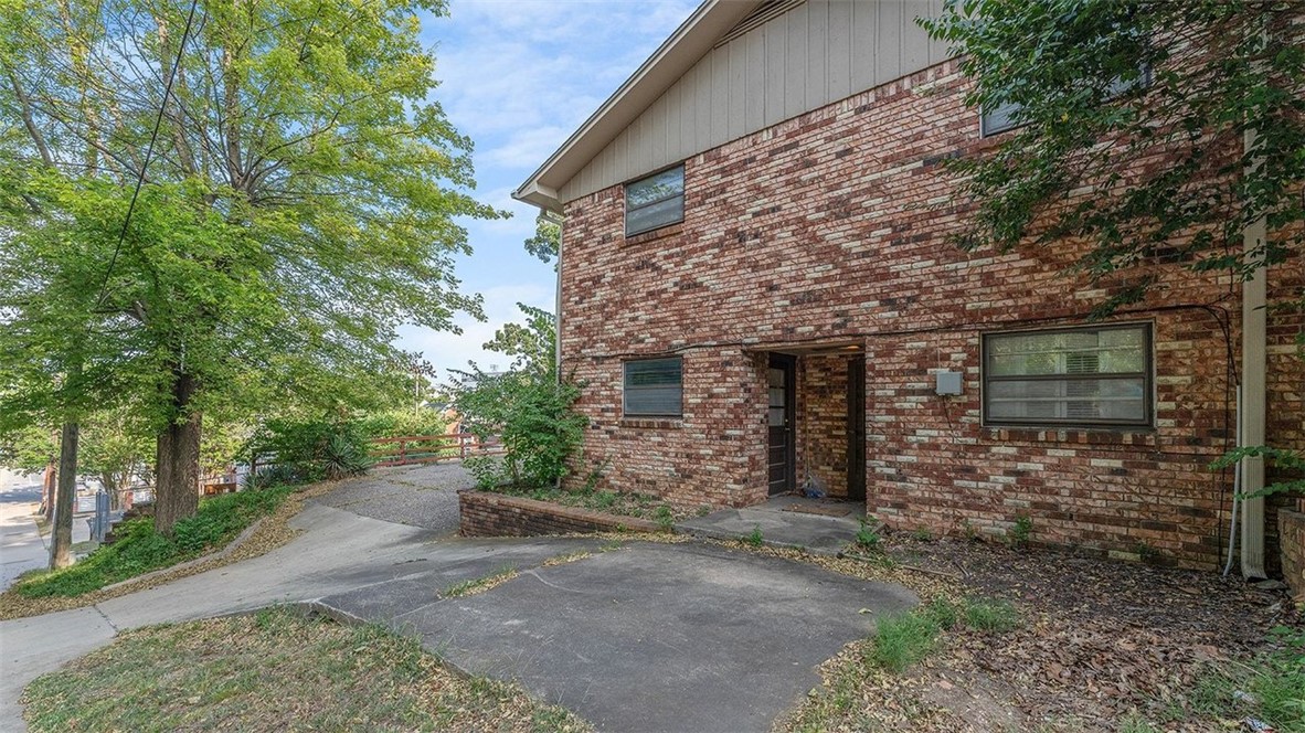 main property photo 26