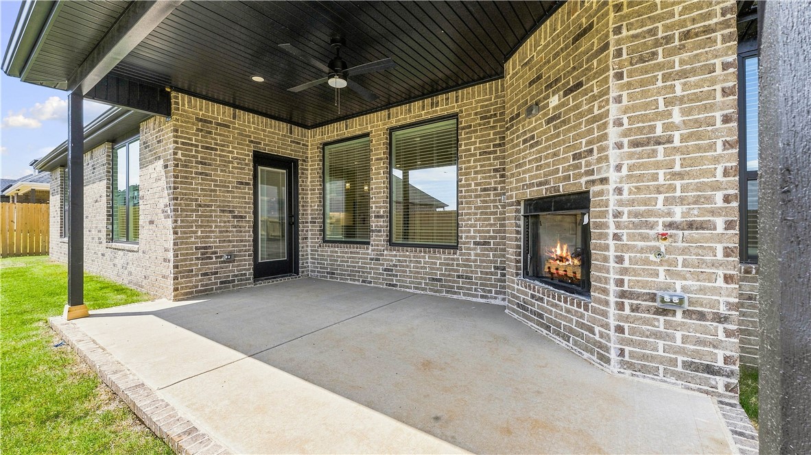 main property photo 9