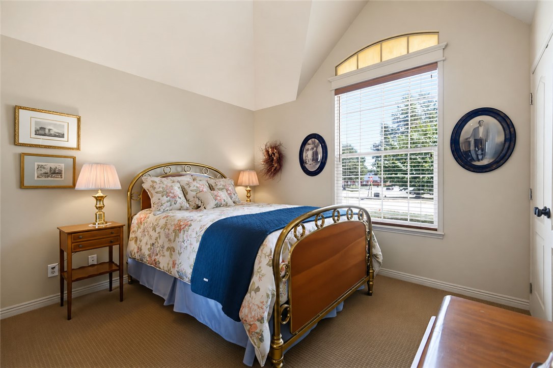 main property photo 31